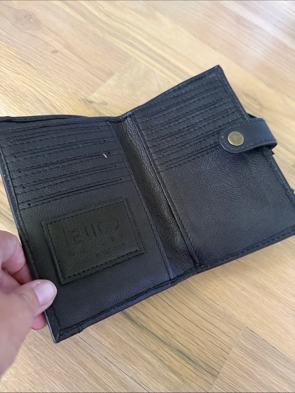 Latico Woodstock Wallet